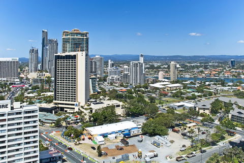 Hi Surf Beachfront Resort Apartments - Hotel Accommodation 3