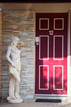 Edinburgh Motor Inn - Hotel Accommodation 1