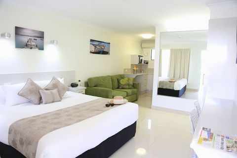 Bay Motel - Hotel Accommodation 3