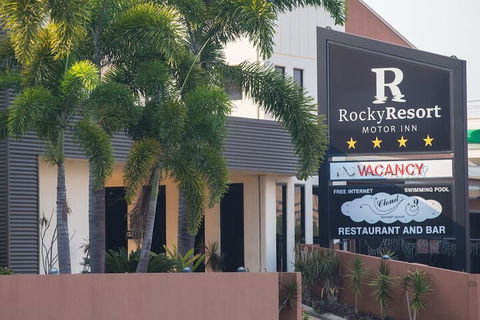 Rocky Resort Motor Inn - Hotel Accommodation 2
