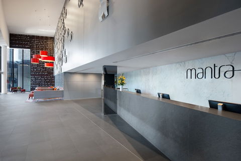 Mantra Circle On Cavill - Hotel Accommodation 6