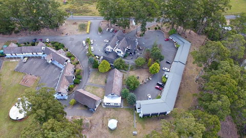 Fox And Hounds Inn - Hotel Accommodation 0