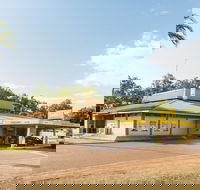 Albatross Bay Resort - Hotel Accommodation