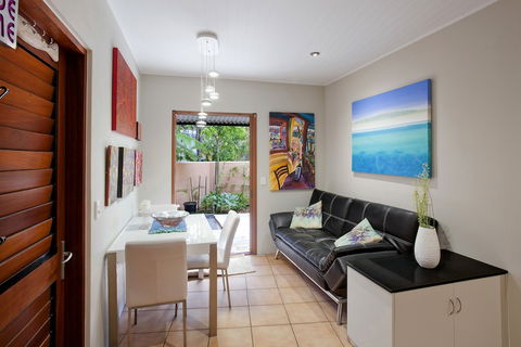 L'Auberge Noosa - Hotel Accommodation 4