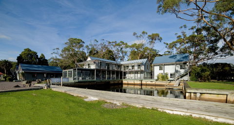 Risby Cove - Hotel Accommodation 2