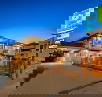 SureStay Hotel by Best Western Blue Diamond Motor Inn - Hotel Accommodation