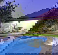 Pioneer Motel - Hotel Accommodation