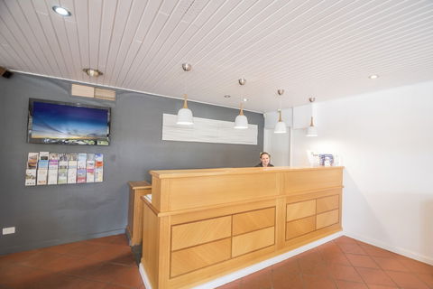 Ibis Styles Orange - Hotel Accommodation 5