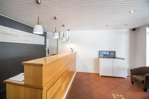 Ibis Styles Orange - Hotel Accommodation 3