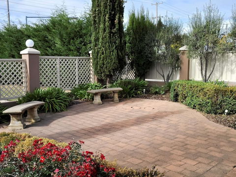 Ibis Styles Orange - Hotel Accommodation 1