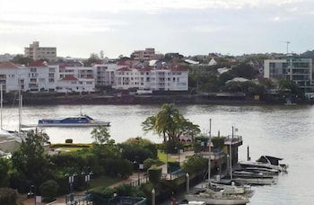 Point Residences - Hotel Accommodation 6