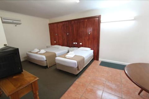 Lazy River Motor Inn - Hotel Accommodation 5