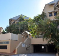 Spring Hill Gardens Apartments - Hotel Accommodation