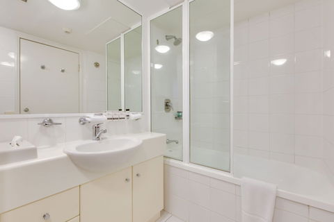 Oakwood Hotel & Apartments Brisbane - Hotel Accommodation 3