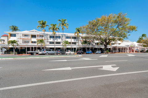 Ibis Styles Cairns - Hotel Accommodation 4