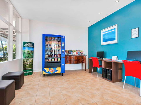 Ibis Styles Cairns - Hotel Accommodation 1