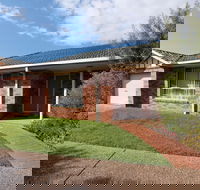 Best Western Ambassador Motor Inn  Apartments - Hotel Accommodation