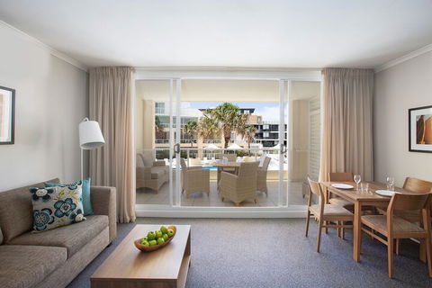 Mantra Ettalong Beach - Hotel Accommodation 6