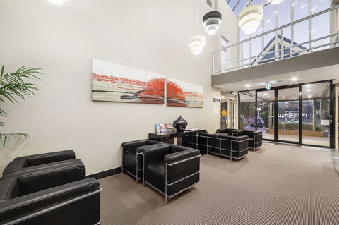 Ciloms Airport Lodge - Hotel Accommodation 2