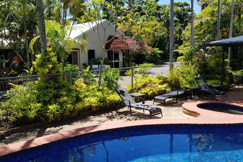 At The Mango Tree - Hotel Accommodation 3