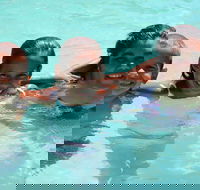 Golden Harvest Motor Inn - Hotel Accommodation