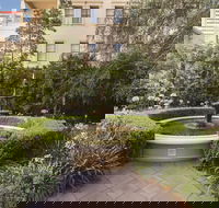 Adina Apartment Hotel Adelaide Treasury - Hotel Accommodation