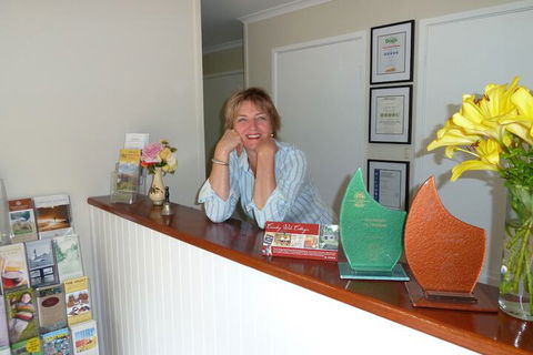 Countrywide Cottages - Hotel Accommodation 1