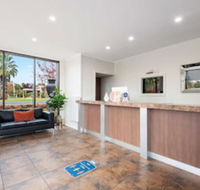 Comfort Inn Deakin Palms - Hotel Accommodation