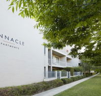 Pinnacle Apartments - Hotel Accommodation