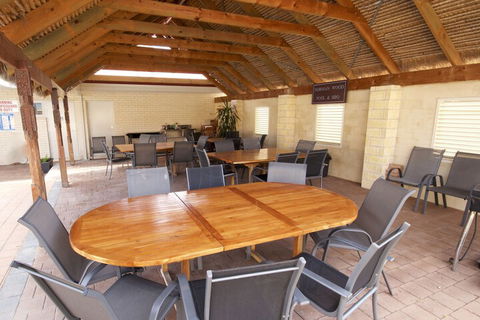 Bunbury Apartment Motel - Hotel Accommodation 3