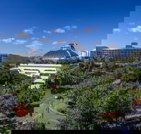 Pacific Hotel Cairns - Hotel Accommodation