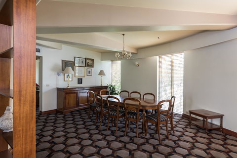 Rydges Canberra - Hotel Accommodation 2