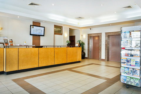 Madison Plaza Townsville - Hotel Accommodation 3