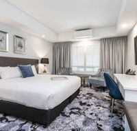 Kingsford Smith Motel - Hotel Accommodation