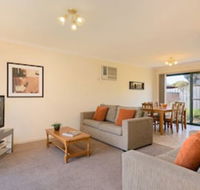 Mount Waverley Townhouses - Hotel Accommodation
