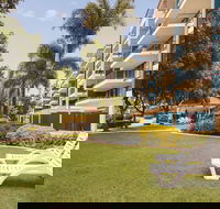 Oaks Sunshine Coast Seaforth Resort - Hotel Accommodation