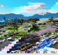 Holiday Inn Cairns Harbourside an IHG Hotel - Hotel Accommodation