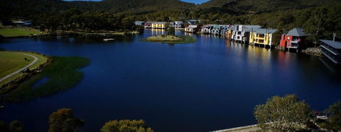 Lake Crackenback Resort & Spa - Hotel Accommodation 1