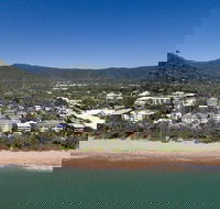 On the Beach Holiday Apartments - Hotel Accommodation