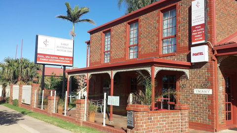 Early Australian Motor Inn - Hotel Accommodation 0