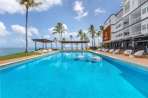 Coral Sea Marina Resort - Hotel Accommodation 3