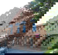 Bakery Hill Motel - Hotel Accommodation