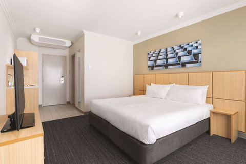 Travelodge Hotel Blacktown Sydney - Hotel Accommodation 5