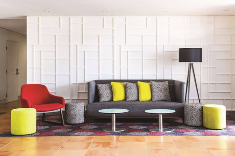 Travelodge Hotel Blacktown Sydney - Hotel Accommodation 2