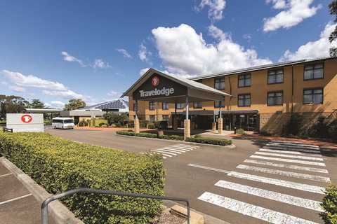 Travelodge Hotel Blacktown Sydney - Hotel Accommodation 0