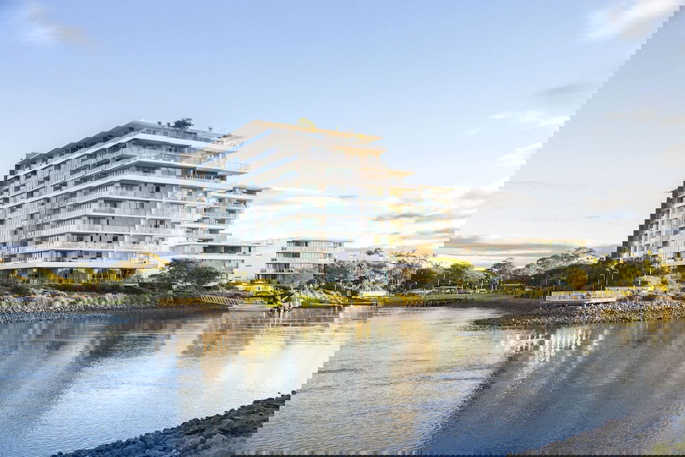 Broadbeach Waters QLD Hotel Accommodation