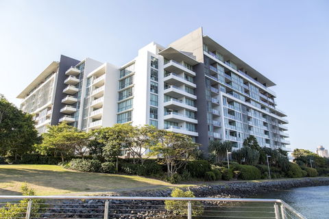 ULTIQA Freshwater Point Resort - Hotel Accommodation 3
