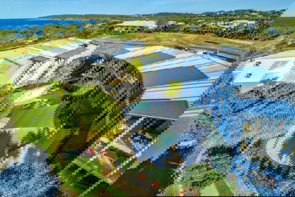 Captain Creek QLD Hotel Accommodation