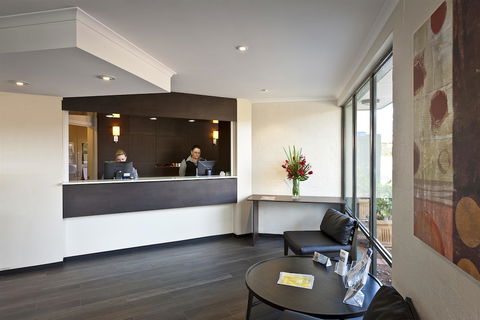 Ibis Styles Canberra Tall Trees - Hotel Accommodation 1