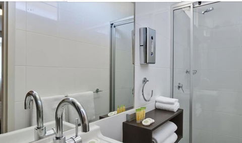 Ibis Styles Canberra Tall Trees - Hotel Accommodation 3